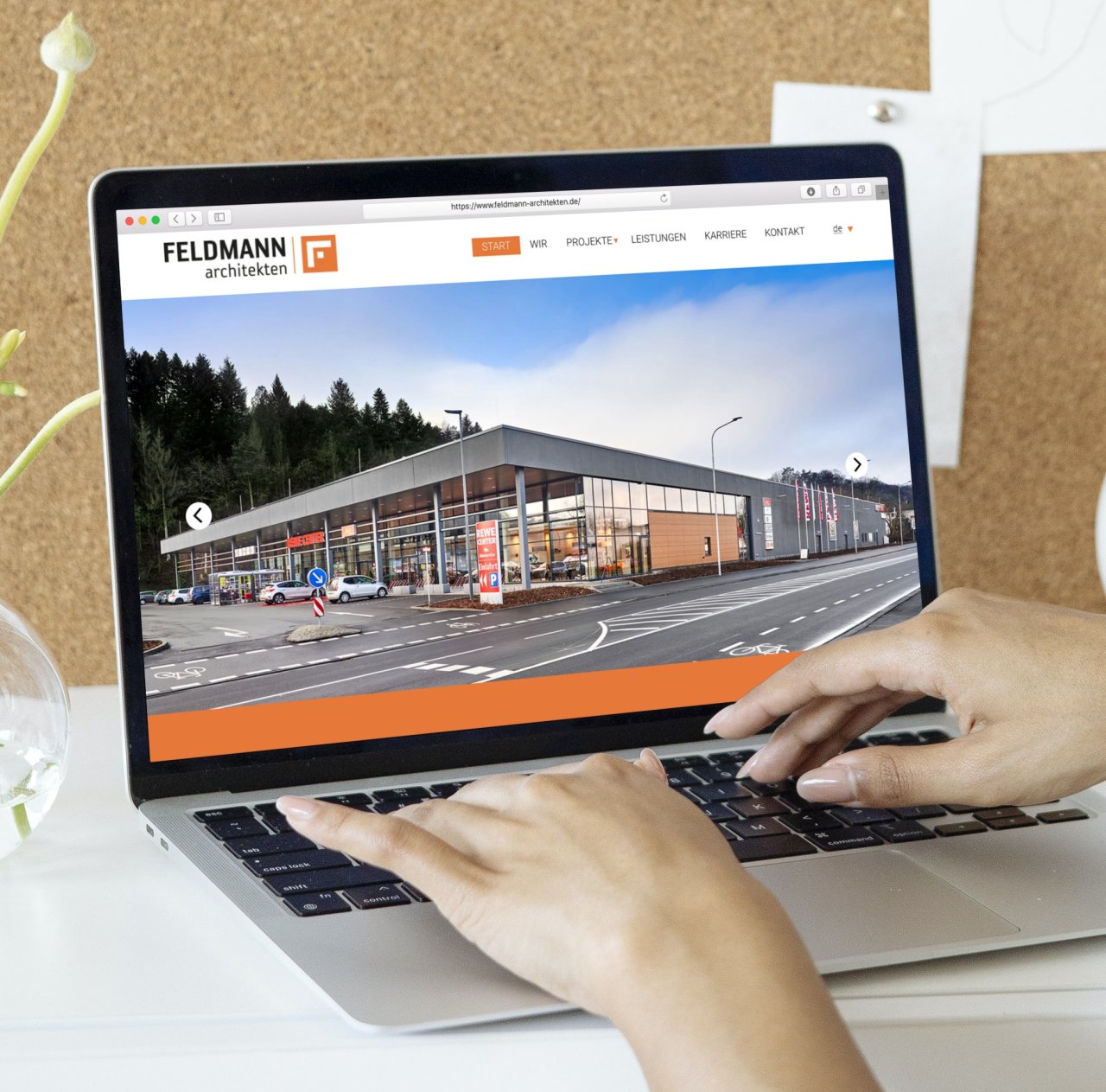 Smartmockups l8loiwji